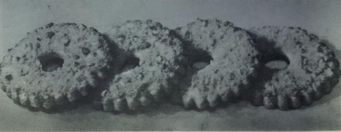 Cake "Shortbread gyűrűt." Fotó a könyv „gyártása és süteményeket,” 1976 