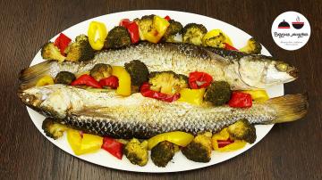 Hogyan lehet gyorsan és ízletesen főzni halat egy ünnepi asztalhoz