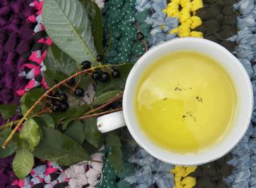 Illatos gyógynövény tea madár-cseresznye tea antibakteriális Cheremuhovo