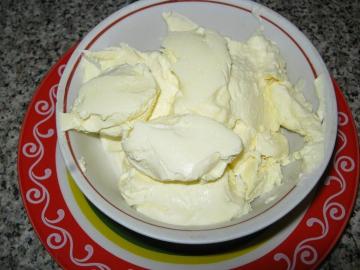 Mascarpone sajt főzött otthon. Csak két összetevő