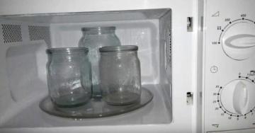 Hogyan sterilizálja üvegek a mikrohullámú házi készítmények. My way