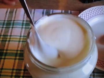 Mind a rendszeres tej és tejszín főzni sűrű krém (ami leragadt a kanalat)