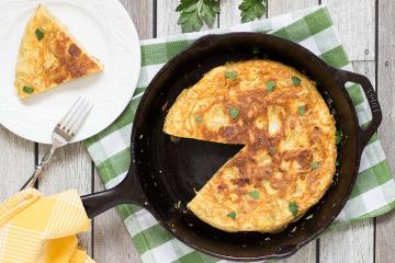 Tortilla: spanyol omlett burgonyával